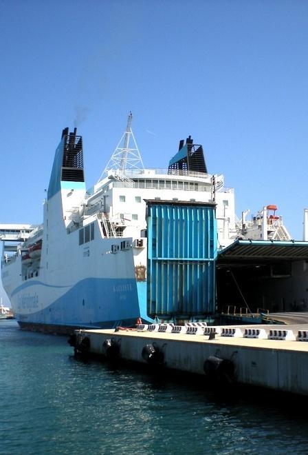 Porto, ruolo strategico nel Mediterraneo 