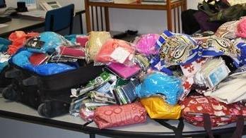 Sequestrata merce in spiaggia