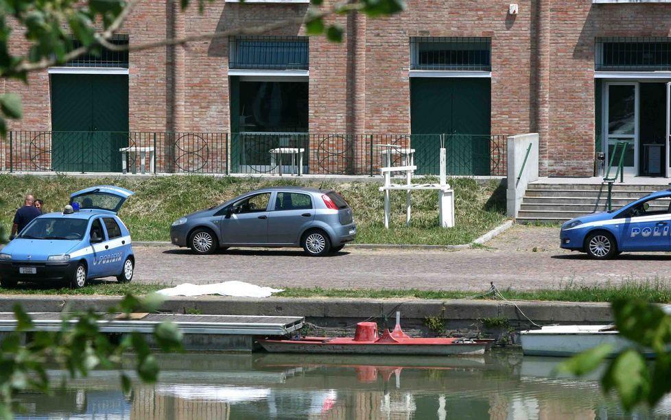 Donna si toglie la vita buttandosi nel Volano 