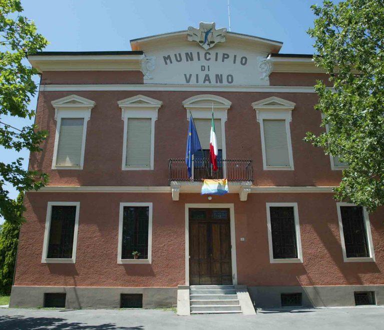 I ladri assaltano il municipio di Viano 