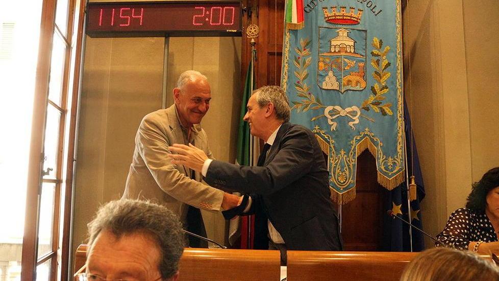 Empoli, insediato il consiglio Il sindaco si commuove