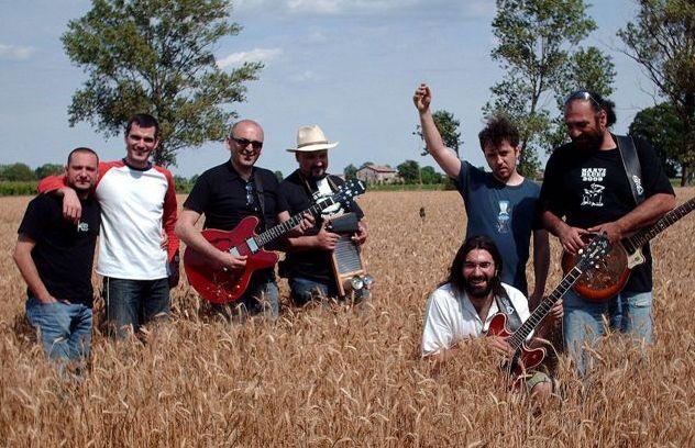 Tutti in bicicletta tra concerti blues e degustazioni