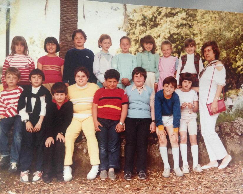 Dopo 41 anni va in pensione la maestra Cristina 
