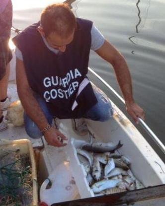 Presi i ladri che portavano via le reti da pesca 