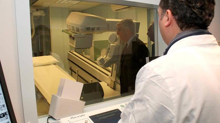 Scattano 73 assunzioni all’ospedale Versilia