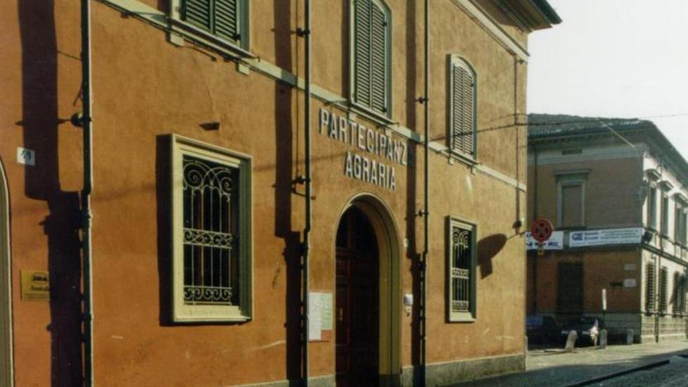 L’opposizione chiede le dimissioni del presidente