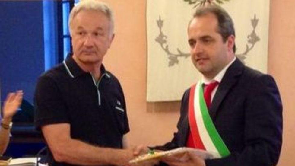 Un premio a due cittadini per i meriti sul lavoro