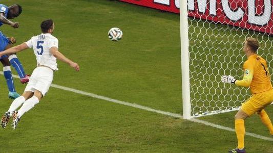 L’Italia piazza l’acuto, Inghilterra ko