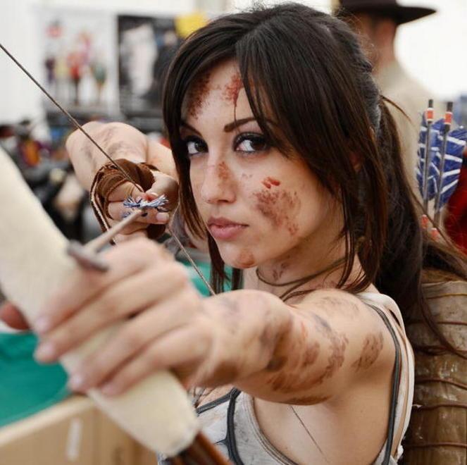 La saga dei comics e cosplay attira migliaia di persone