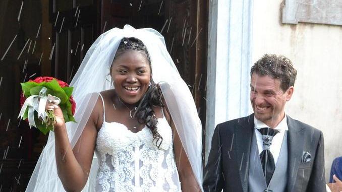 A Vicopelago il matrimonio fra la cestista e l’attore