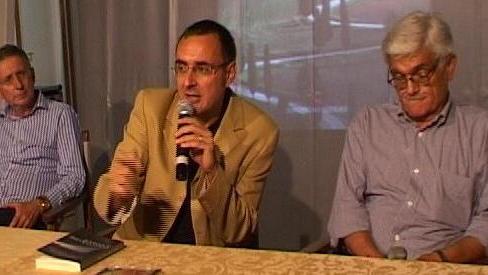 Del Dotto cancella i giallisti, ma la poesia costa 4 volte tanto
