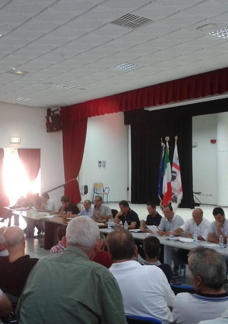 Contro i vincoli del Piano stralcio appello a Pigliaru 