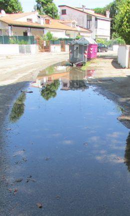 Un violento acquazzone scuote la notte 