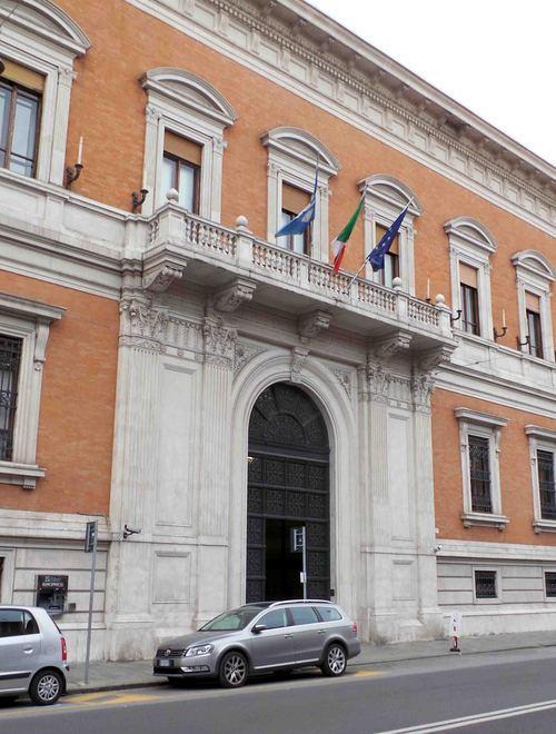 Via il coperchio dalla Cassa 