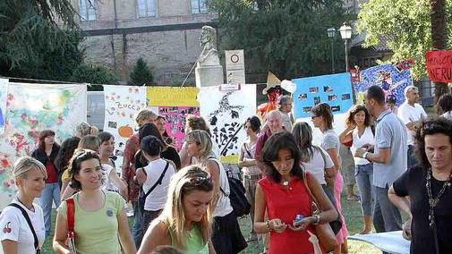 Riapre il Camelot Cafè