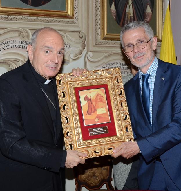 Il vescovo Camisasca ha vinto il premio “Penna dello Spirito” 