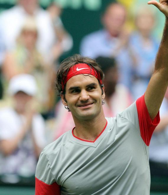 Federer, un altro picnic sull’erba 