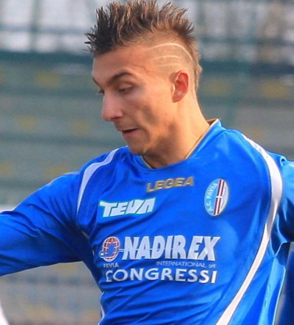 Cozzolino, scambio Conti in tasca e si cerca Di Chiara