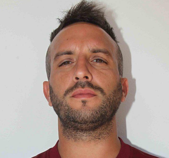 Rispoli reagisce alle provocazioni dei tifosi