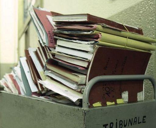 Processi e web: Modena nel guado 