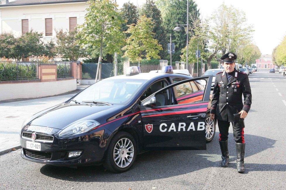 Droga in tasca e nel borsello, nei guai operaio di 20 anni 