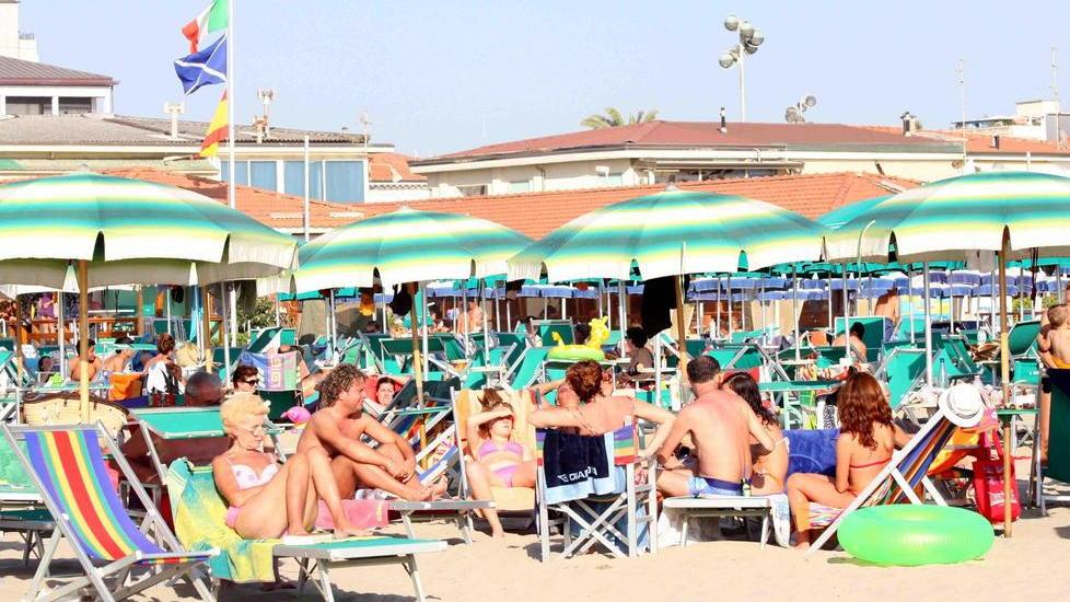 Torna l’autobus domenicale da Pistoia per le spiagge di Viareggio
