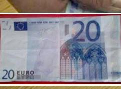 “Mi cambia questa banconota da 20”? E deruba il passante del portafoglio 
