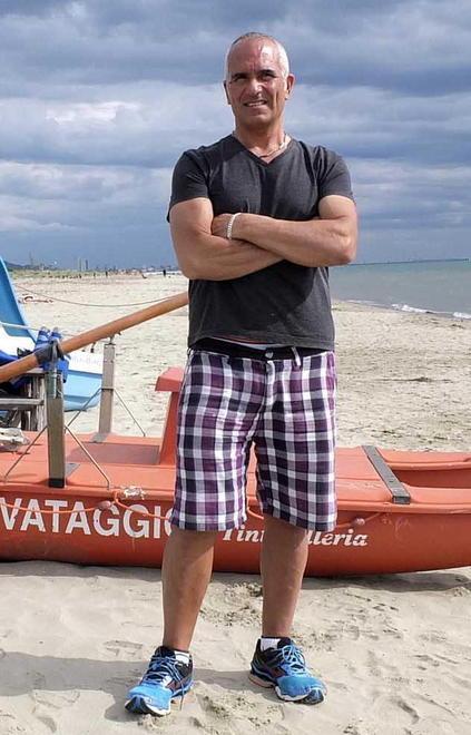 «Così abbiamo salvato quei ragazzi al largo» 