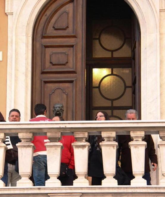 Sciopero in Comune e nelle scuole