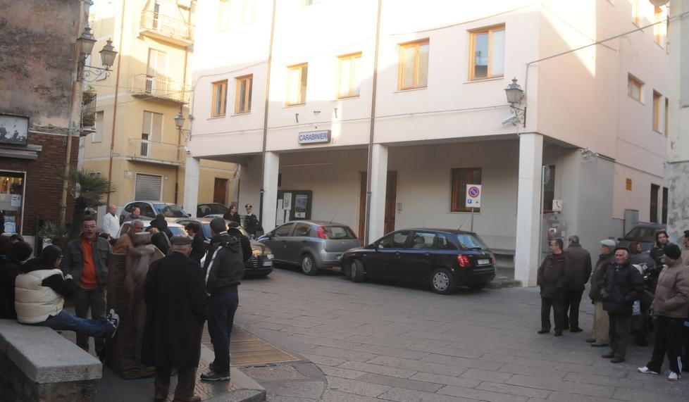 Niente affitto, e così la caserma è salva 