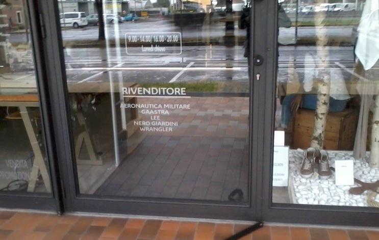 Auto e negozi nel mirino dei ladri 