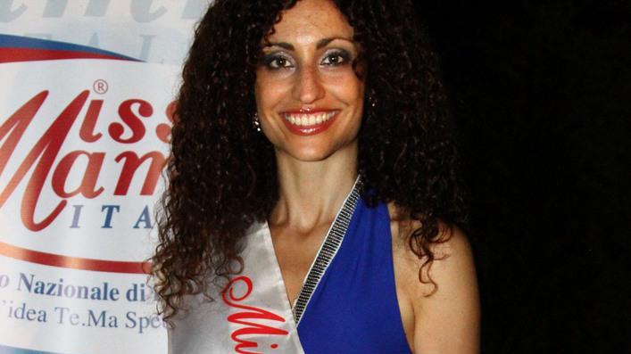 In luce le bellezze estensi Eleonora e Francesca