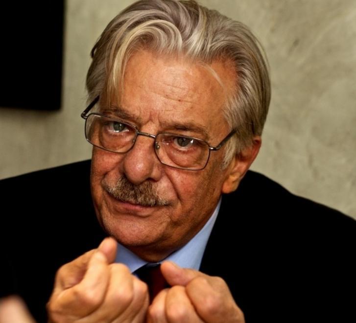 Il teatro davanti al mare, da Forte a Giannini