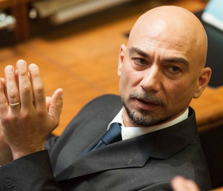 Pd, proposte di legge su Alzheimer ed endometriosi 