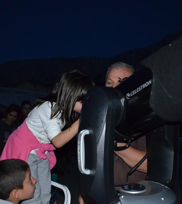 Bambini di Oliena alla scoperta delle stelle