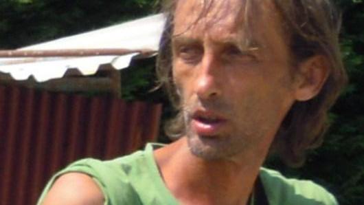 «Nella roulotte vivo grazie alla solidarietà della gente»