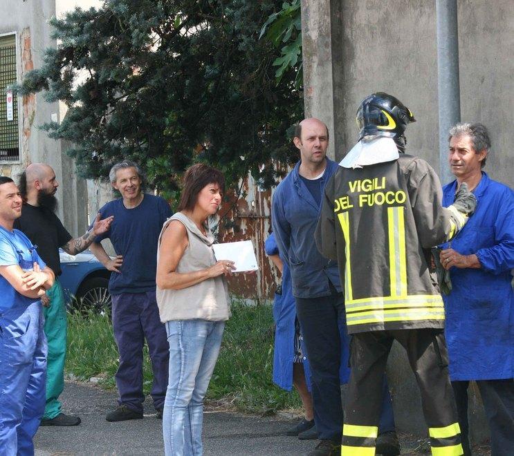 «Scoppio e fiamme, siamo scappati subito» 