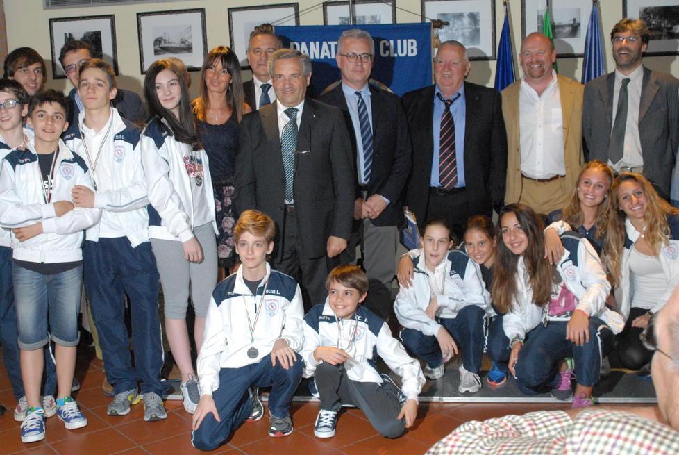 Gli atleti dello Sporting Center Scherma Prato ospiti del Panathlon 