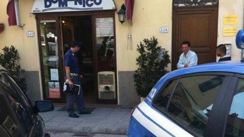 Sfonda la vetrina e ruba: subito arrestato