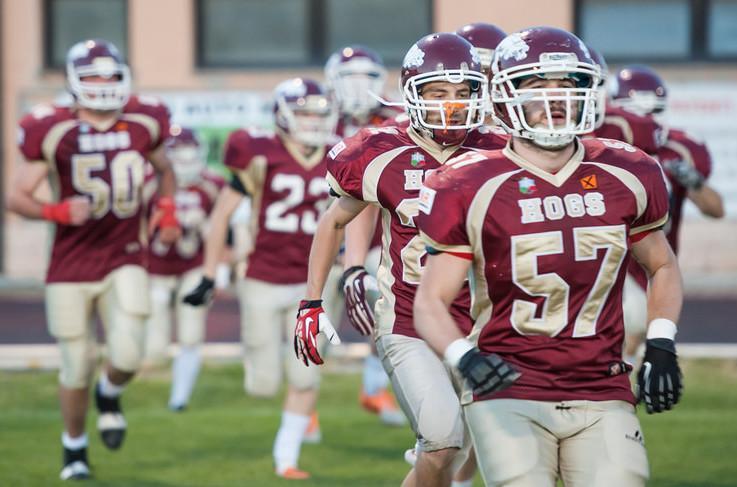  Football americano, nei play off gli Hogs sfidano i Cardinals 