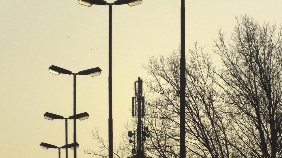 Rubano i cavi di rame al Terrafino, via Livornese al buio