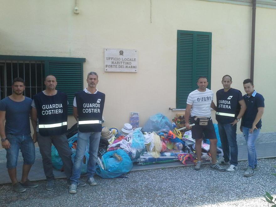 Blitz antiabusivi a Forte, sequestrati 1.500 pezzi 