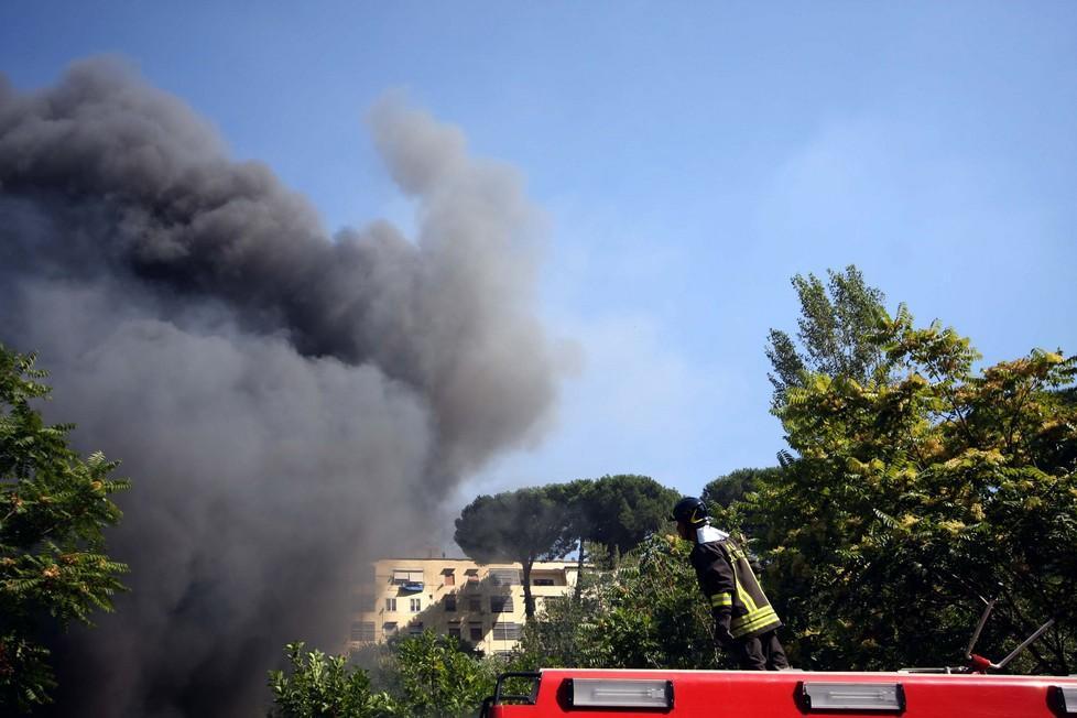 Incendi di sterpaglie in Valdera 