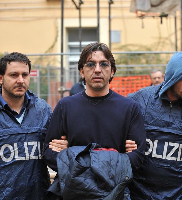 Camorra, riciclaggio con le palazzine 