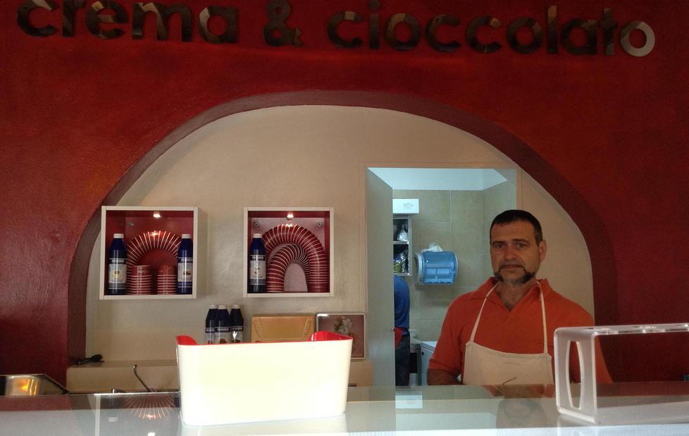 Un calcio alla crisi, ecco la gelateria 