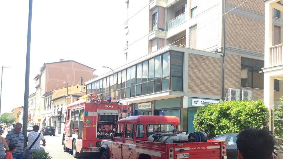 Principio di incendio in una casa