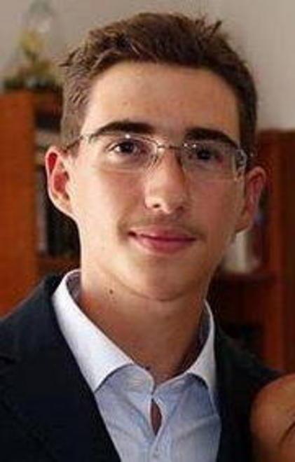 Prendiamo 9, ma non chiamateci secchioni 