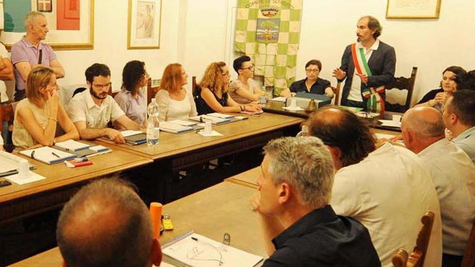 «Basta polemiche, la gente chiede temi concreti»