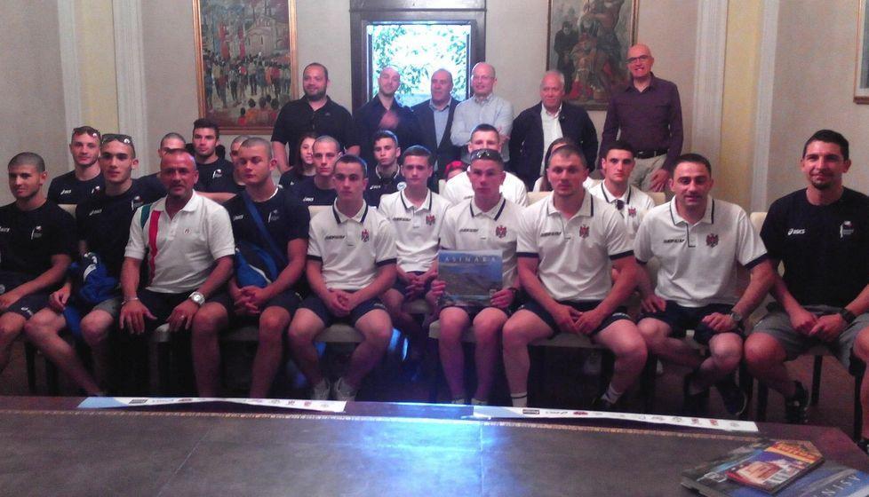 I pugili e il campione Maurizio Stecca