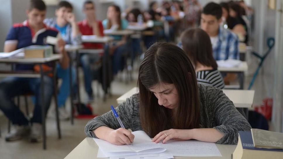 Tensione e ansia, poi gli studenti scelgono l’Europa